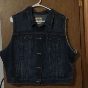 Women’s jean vest